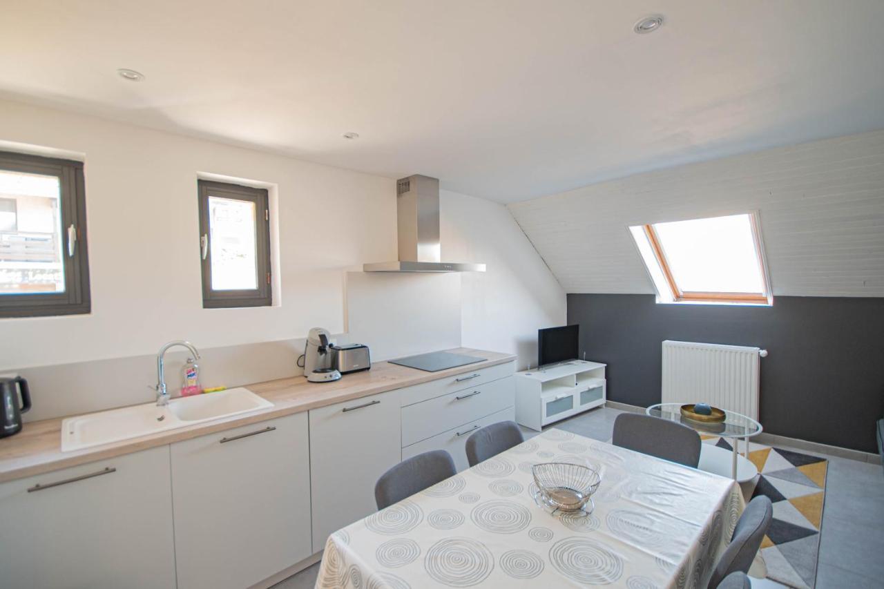 Maison L'Aiguille - 2 Appartements, 5 Chambres Et Table D'Hotes Au Pied De La Montagne A La Station De Laye エクステリア 写真