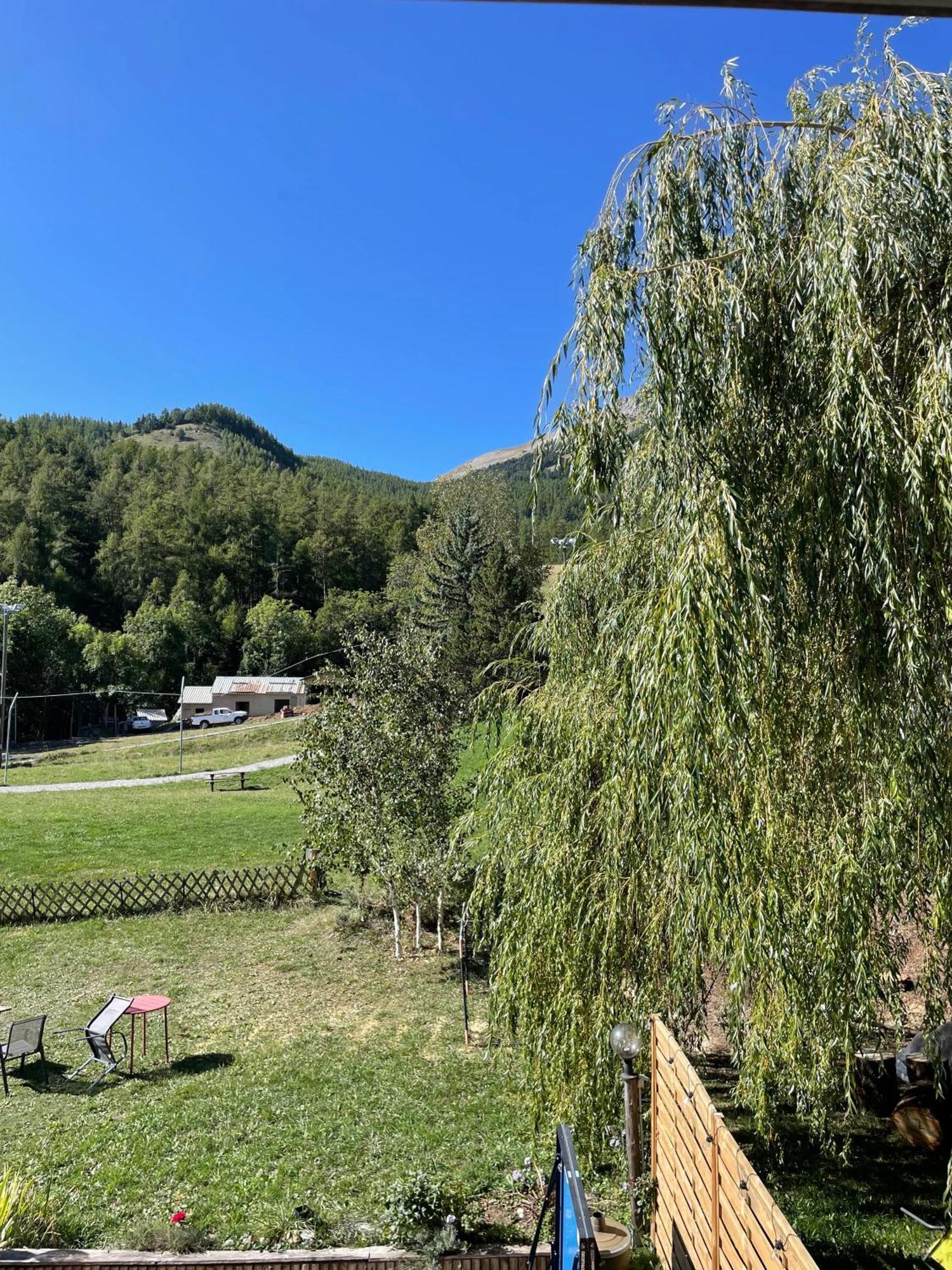 Maison L'Aiguille - 2 Appartements, 5 Chambres Et Table D'Hotes Au Pied De La Montagne A La Station De Laye エクステリア 写真